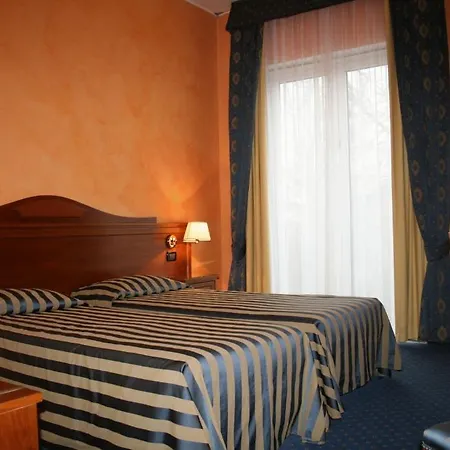 De La Hotell